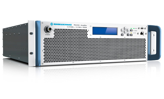 Amplificador para enlaces con satélites 