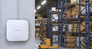 Puntos de acceso Wi-Fi 6 gestionados en la nube