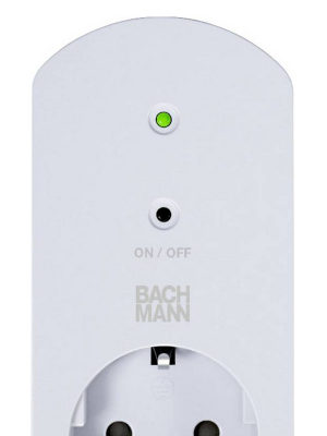 Adaptador inteligente con interruptor remoto para controlar la red Wi-Fi