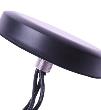 Antena combo de bajo perfil para la IoT